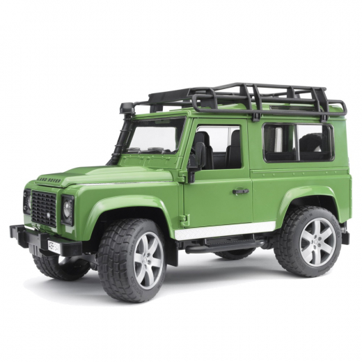 Bruder Land Rover Defender Station Wagon ryhmässä  @ Spelexperten (BR2590)