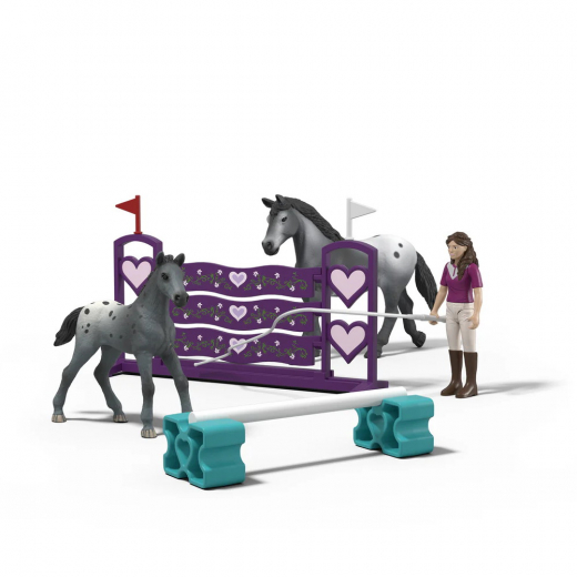 Schleich Lisas Turnausharjoittelu ryhmässä LELUT / Figuurit ja leikkisarjat / Schleich @ Spelexperten (M-42776)