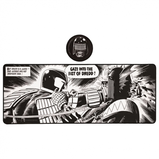 2000 AD Judge Dredd Desk Pad and Coaster Set ryhmässä LELUT / Collectibles @ Spelexperten (RB-JD02)