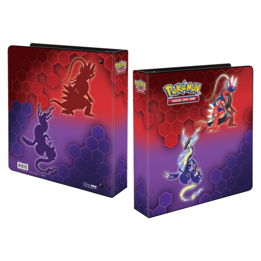 Pokémon TCG: Koraidon & Miraidon 3-Ring Album ryhmässä SEURAPELIT / Tarvikkeet / Varastointi @ Spelexperten (ULT16185)