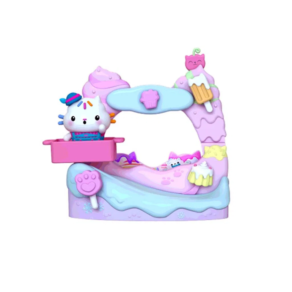 Gabby's Movie Balcony - Furrosted Fun