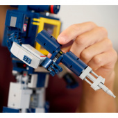 LEGO Icons - Transformers: Soundwave LEGO Icons - Transformers: Soundwave