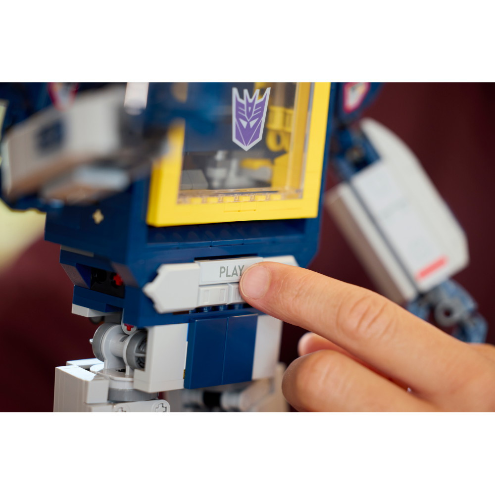 LEGO Icons - Transformers: Soundwave