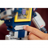 LEGO Icons - Transformers: Soundwave LEGO Icons - Transformers: Soundwave