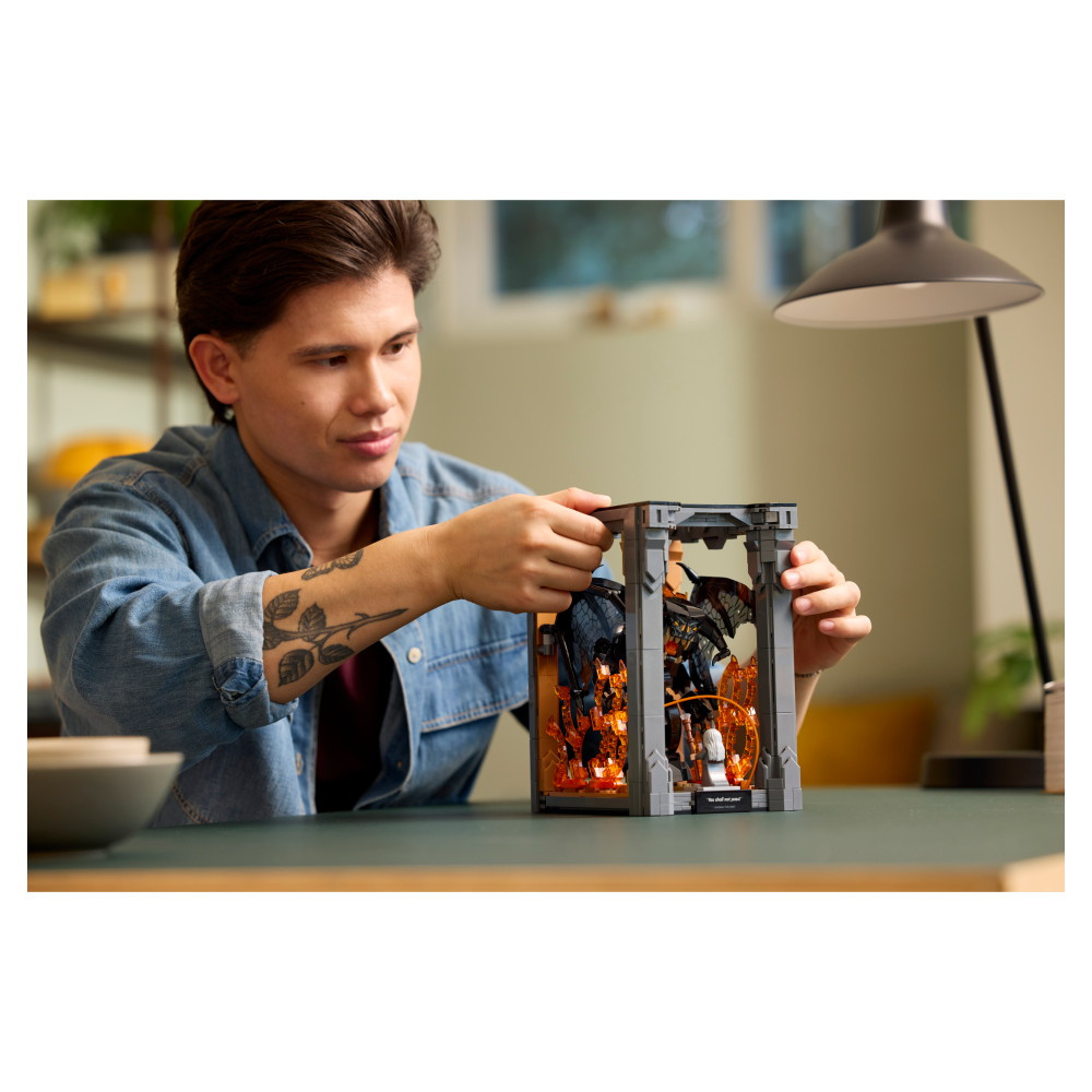 LEGO Icons - Taru sormusten herrasta Balrogin kirjaminimaailma