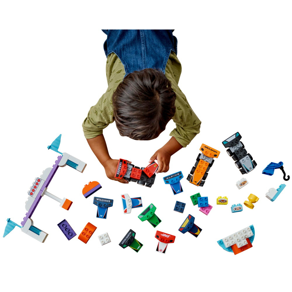 LEGO Duplo - F1 tiimin kilpa-autot ja kuljettajat