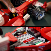 LEGO Ferrari F2004 & Michael Schumacher LEGO Ferrari F2004 & Michael Schumacher