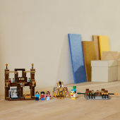 LEGO Minecraft - Puukartanon taisteluareena LEGO Minecraft - Puukartanon taisteluareena