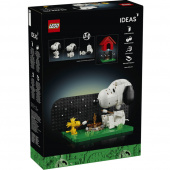 LEGO Ideas - Peanuts Snoopy's Doghouse LEGO Ideas - Peanuts Snoopy's Doghouse