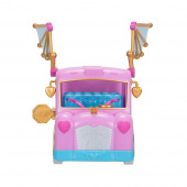 Royale High Bus & Glam Closet Royale High Bus & Glam Closet