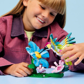 LEGO Creator - Villieläimet: Värikäs Kolibri LEGO Creator - Villieläimet: Värikäs Kolibri