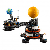 LEGO Technic - Maapallo ja Kuu kiertoradalla LEGO Technic - Maapallo ja Kuu kiertoradalla
