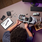 LEGO Technic - Lamborghini Revuelto ‑superurheiluauto LEGO Technic - Lamborghini Revuelto ‑superurheiluauto