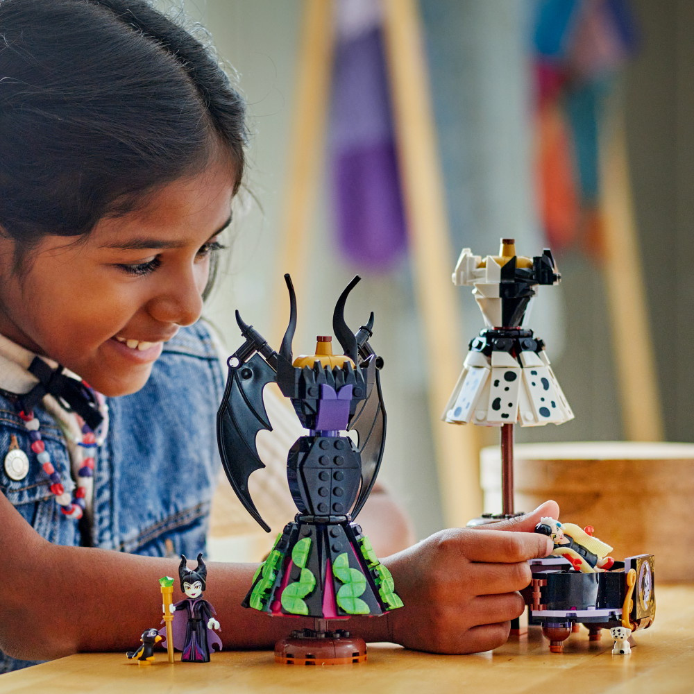 LEGO Disney - Maleficentin ja Cruella De Vilsin mekot