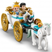 LEGO Disney - Tuhkimon linna ja hevonen vaunuineen LEGO Disney - Tuhkimon linna ja hevonen vaunuineen
