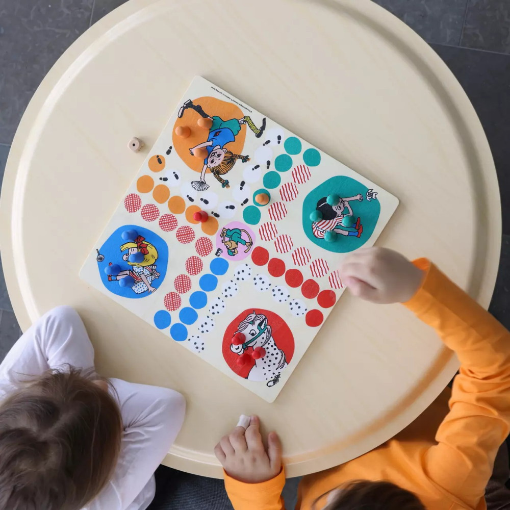 Fia työntämällä - Peppi Pitkätossu