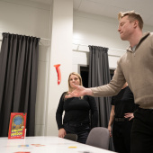 Chicken Vs Hotbog (FI) Chicken Vs Hotbog (FI)