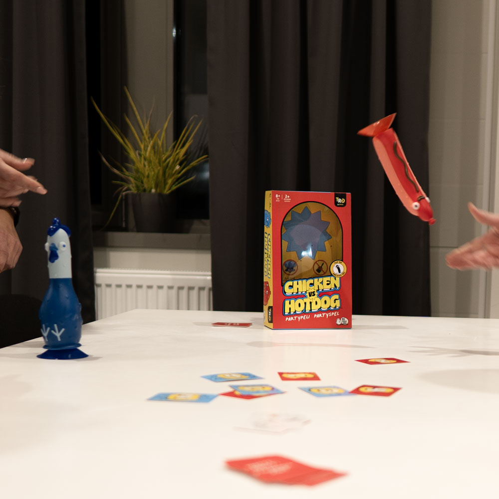 Chicken Vs Hotbog (FI)