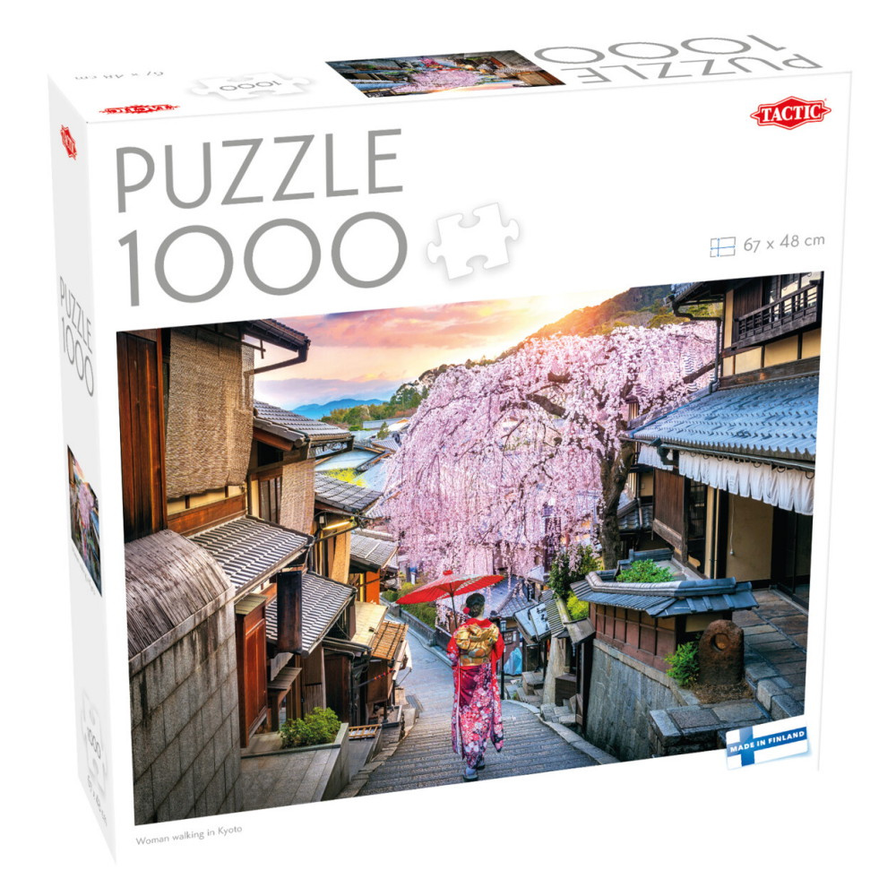 Tactic Palapeli: Woman walking in Kyoto 1000 Palaa