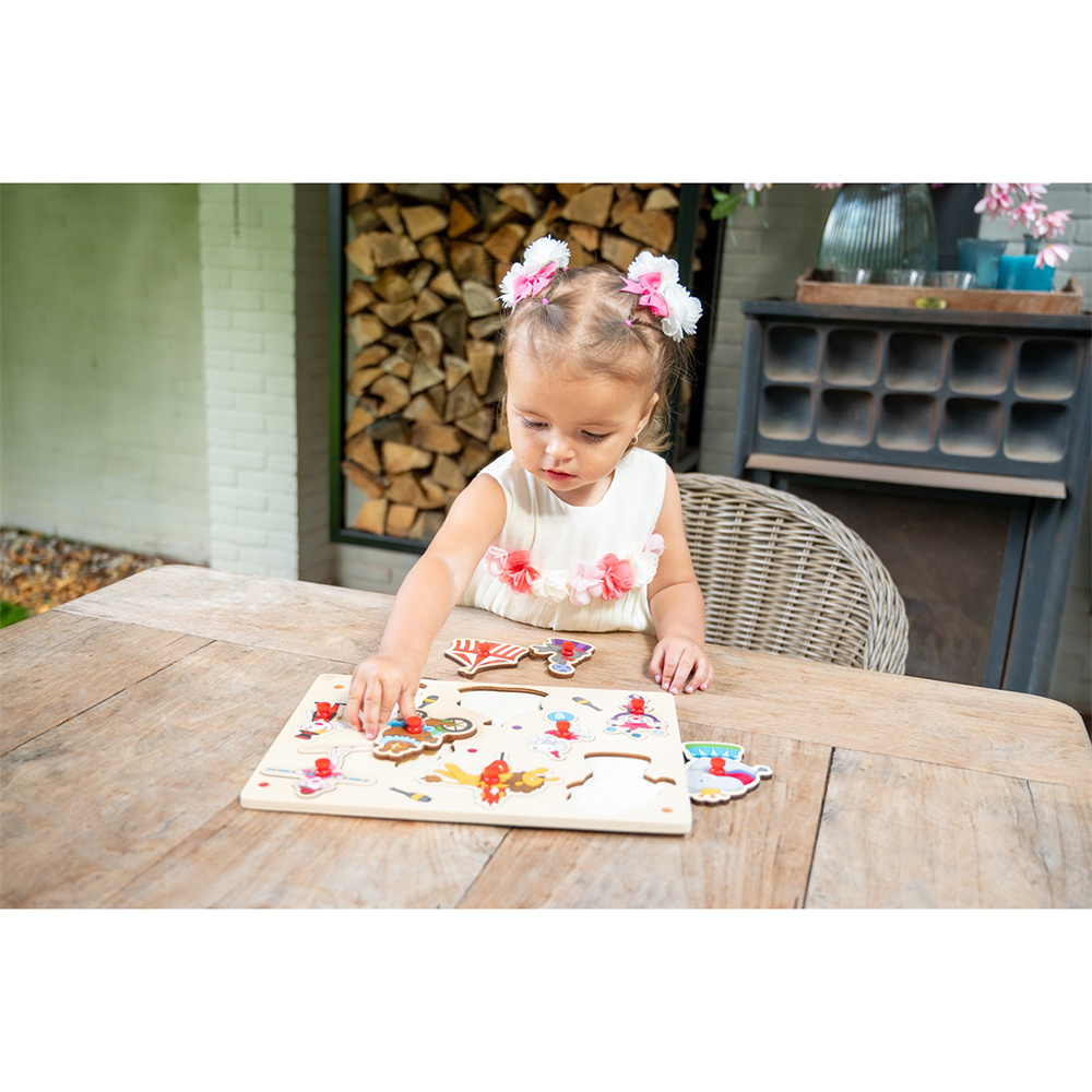 Engelhart Education Button Puzzle Circus