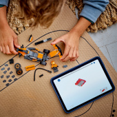 LEGO City - F1®-kuljettaja ja McLaren-kilpa-auto LEGO City - F1®-kuljettaja ja McLaren-kilpa-auto