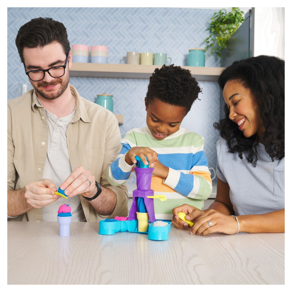 Kinetic Sand Soft Serve Station
