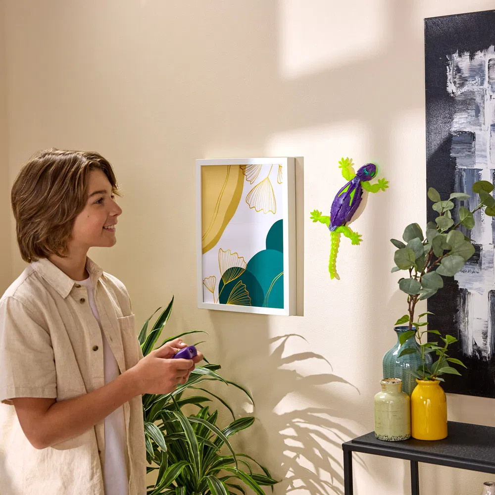 Hex Bots - Seinäkiipeilygekko Kuka loistaa