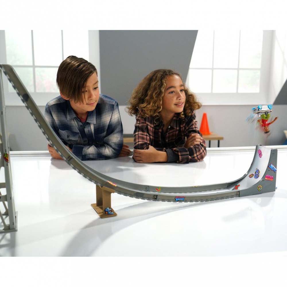 Boneless Big Air Mega Ramp