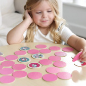 Hello Kitty muistio puussa Hello Kitty muistio puussa