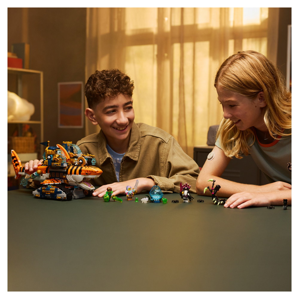 LEGO DREAMZzz - Tiikerihaipanssarivaunu