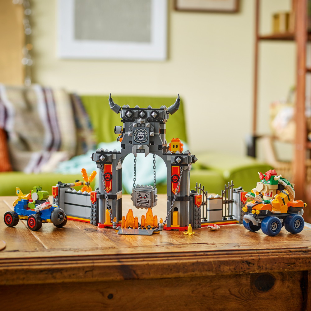 LEGO Super Mario - Mario Kart Bowser's Castle