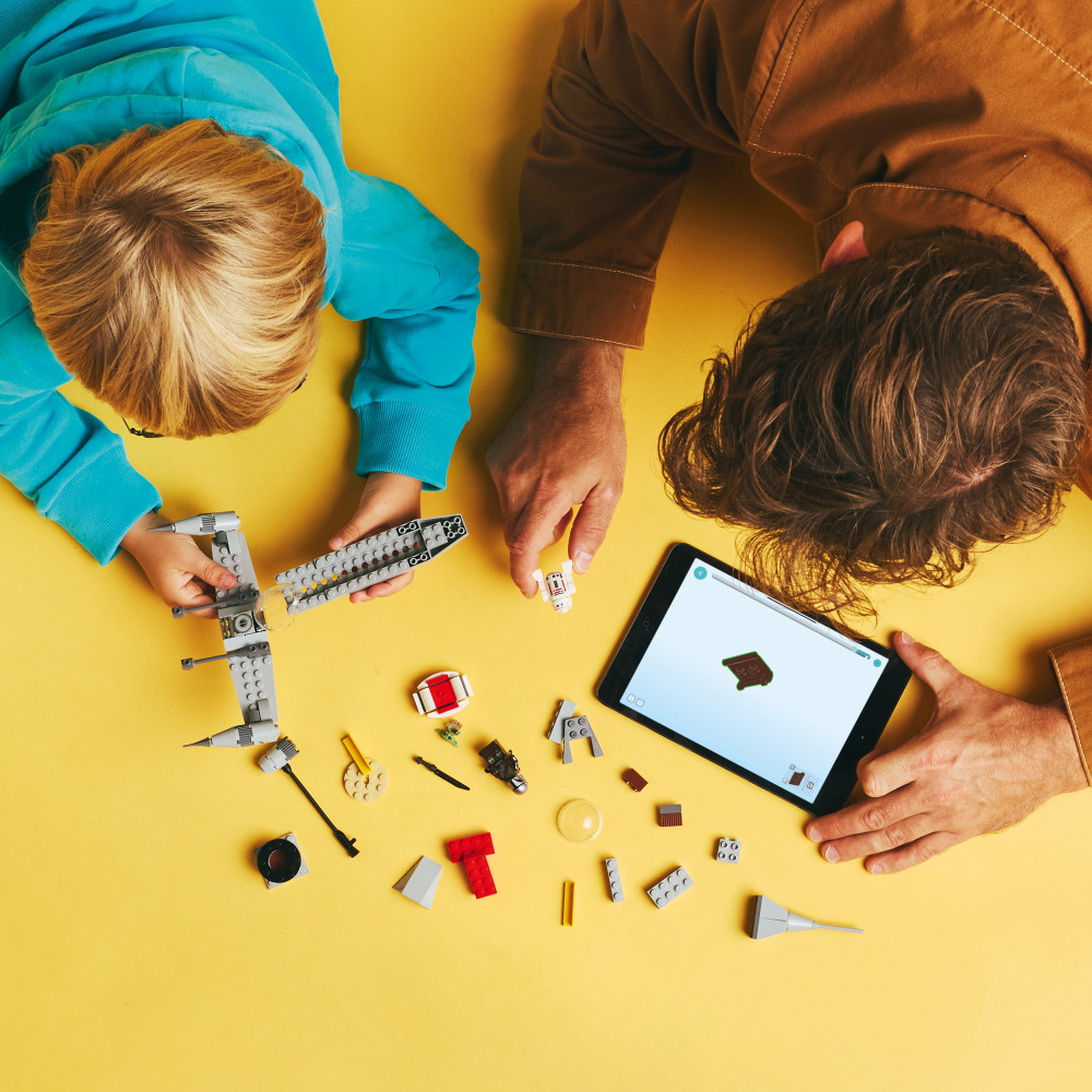 LEGO Star Wars - Mando and Grogu's N-1 Starfighter