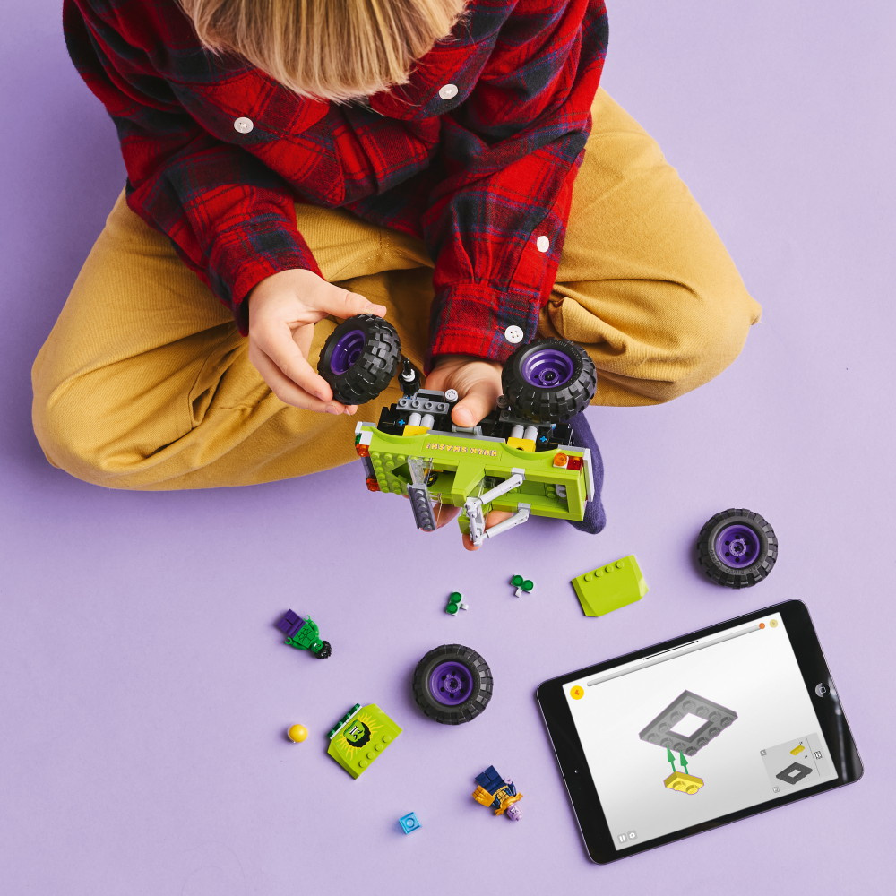 LEGO Marvel - Hulk-rekka Thanosia vastaan