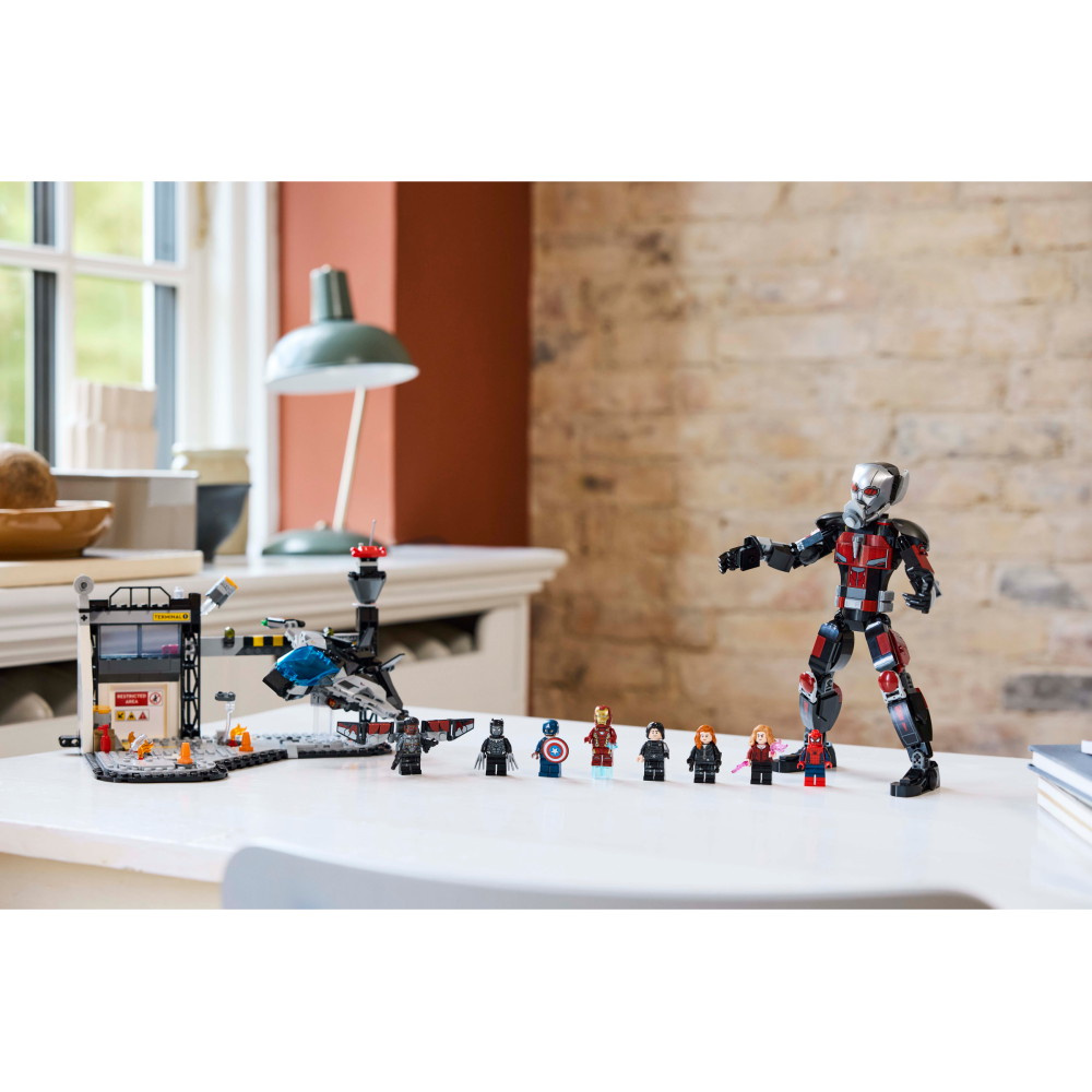 LEGO Marvel - Captain America: Civil War -toimintataistelu