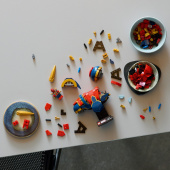 LEGO Marvel - Iron Spider-Man ‑rintakuva LEGO Marvel - Iron Spider-Man ‑rintakuva