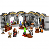 LEGO Harry Potter - Hogwarts™ linna: loitsutaikojen oppitunti LEGO Harry Potter - Hogwarts™ linna: loitsutaikojen oppitunti