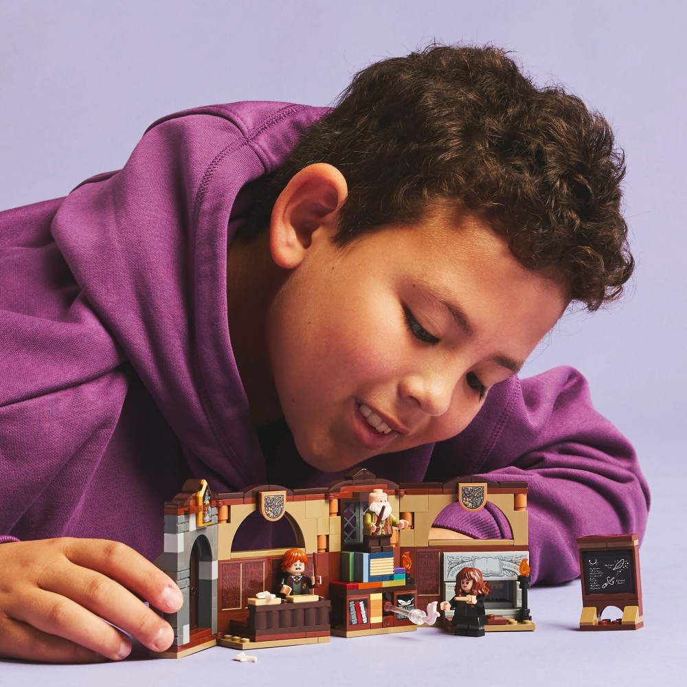 LEGO Harry Potter - Tylypahkan linna: Loitsuoppitunti