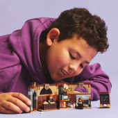 LEGO Harry Potter - Tylypahkan linna: Loitsuoppitunti LEGO Harry Potter - Tylypahkan linna: Loitsuoppitunti