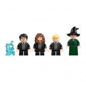 LEGO Harry Potter - Tylypahkan Linna: Lajitteluhattuseremonia LEGO Harry Potter - Tylypahkan Linna: Lajitteluhattuseremonia