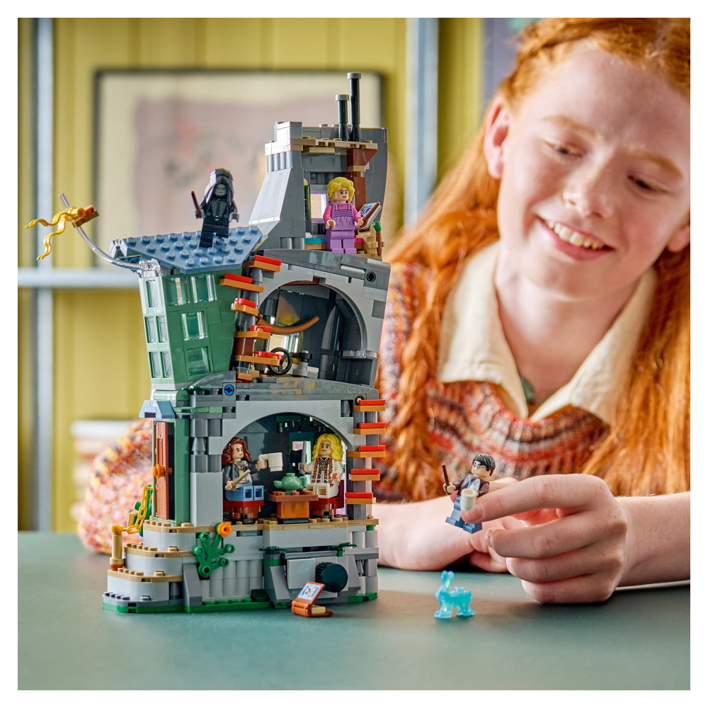 LEGO Harry Potter - Luna Lovekivan Talo