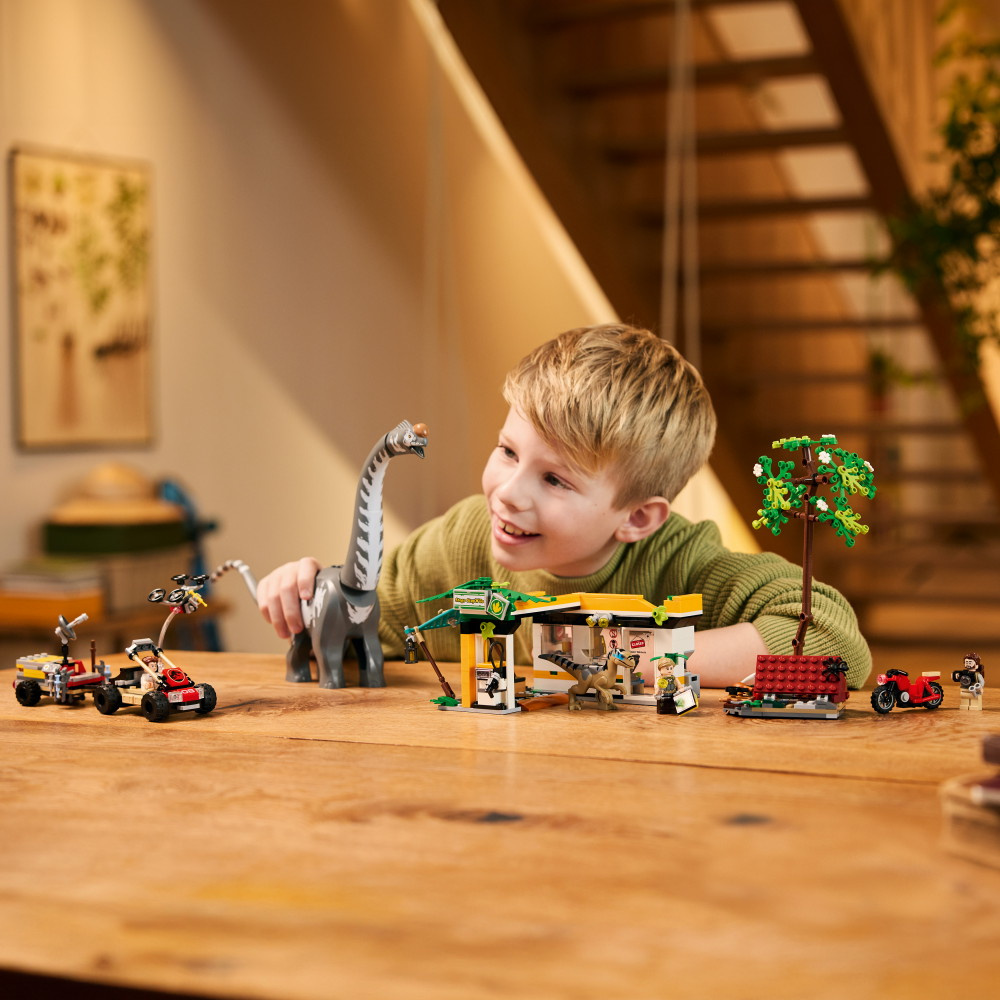 LEGO Jurassic World - Raptorin ja Titanosauruksen jäljillä