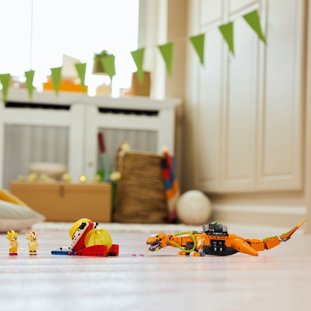 LEGO Sonic - Super Shadow vs Biolizard