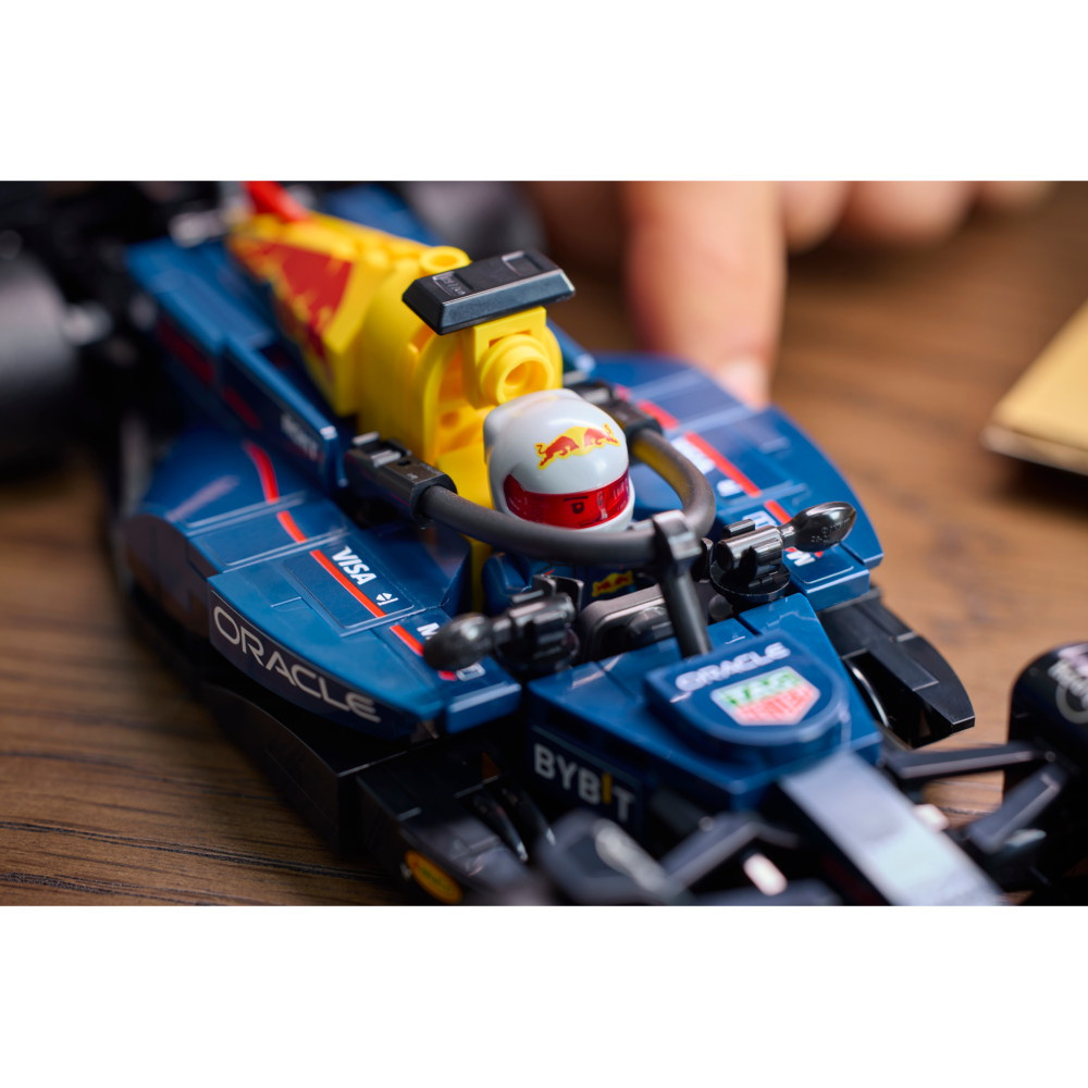 LEGO Speed Champions - Oracle Red Bull Racing RB20 F1 kilpa-auto