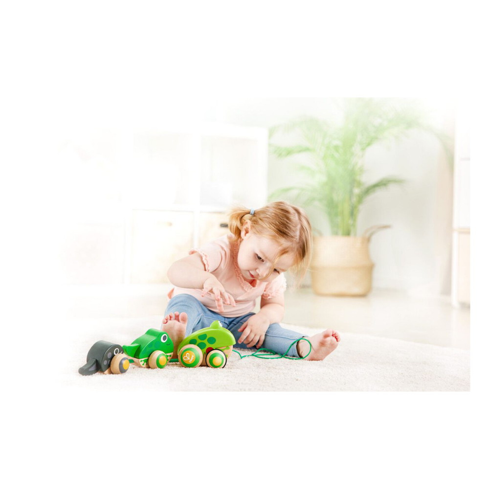 Hape Pull-Along Frog Family