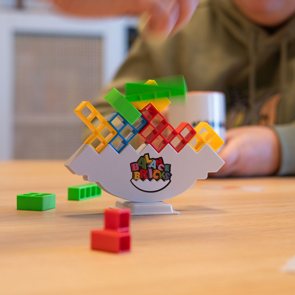 Balance Bricks