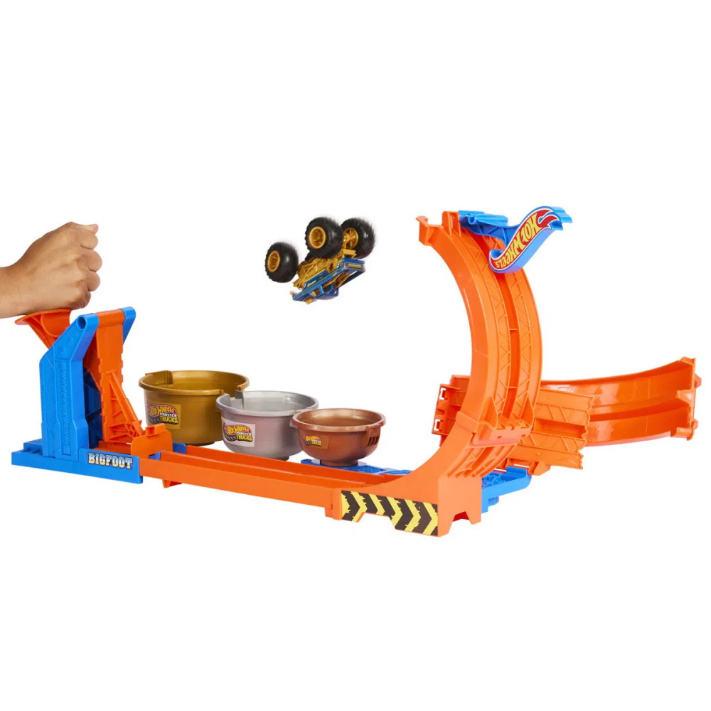 Hot Wheels Monster Trucks Loop & Flip Trophy Challenge