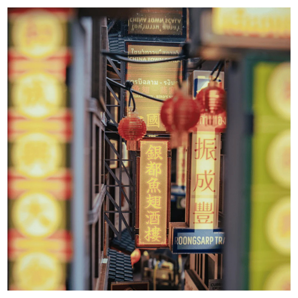 Anavrin Book Nook - Bangkok Yaowarat