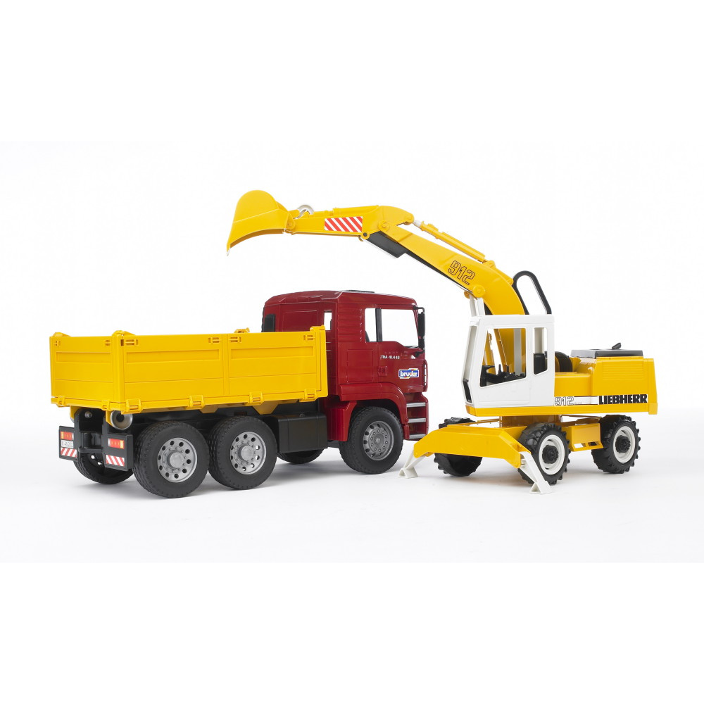 Bruder MAN TGA -kuorma-auto + Liebherr-kaivinkone