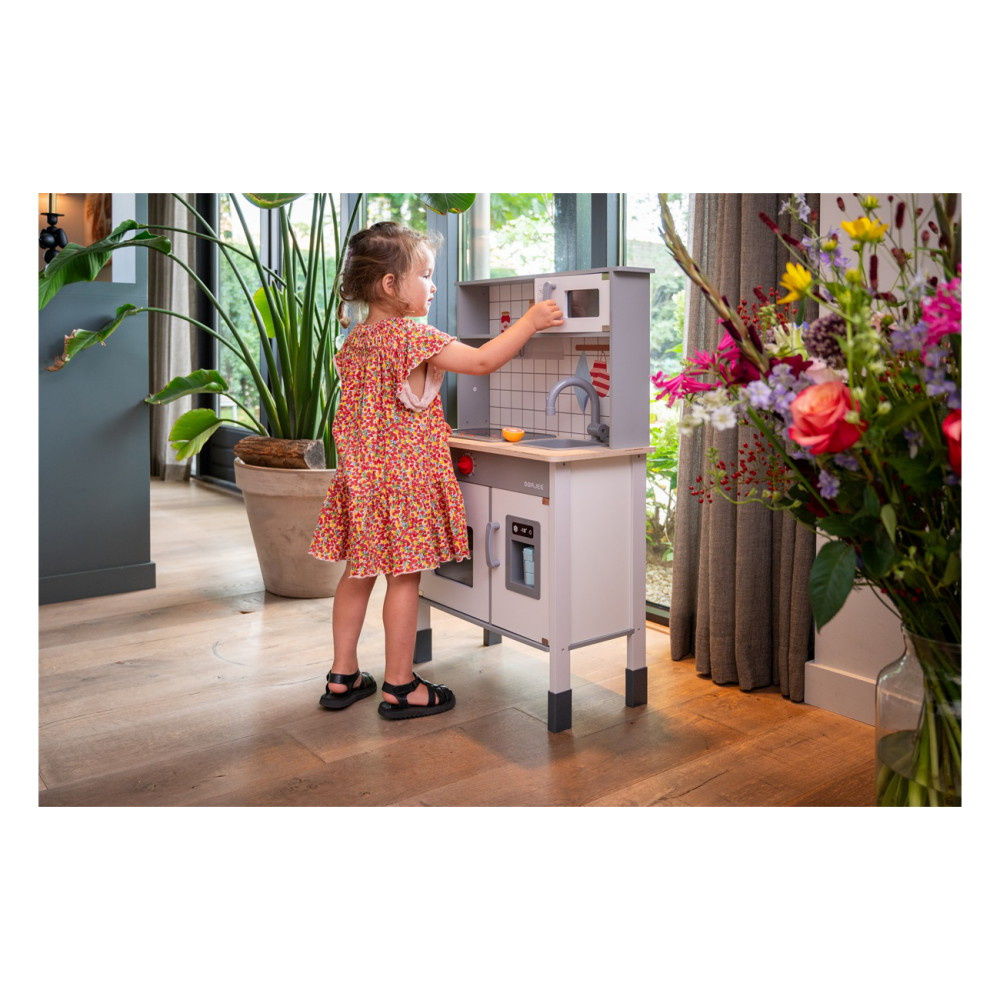 All-in 1 Wooden Kitchen