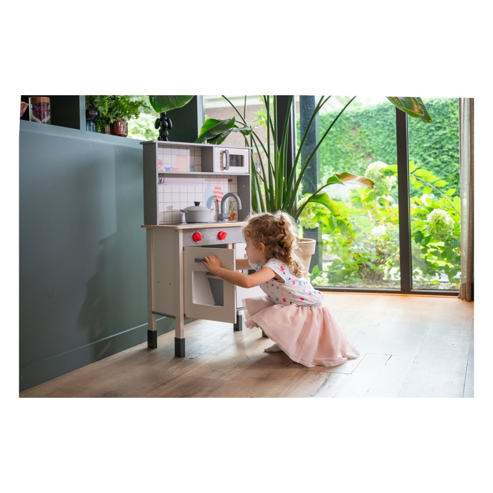 All-in 1 Wooden Kitchen